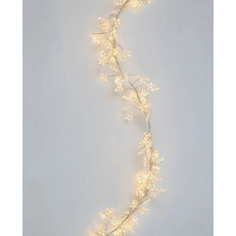 Capella LED Star Garland