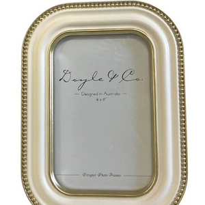 Cream w/ Gold Bead Frame 4x6
