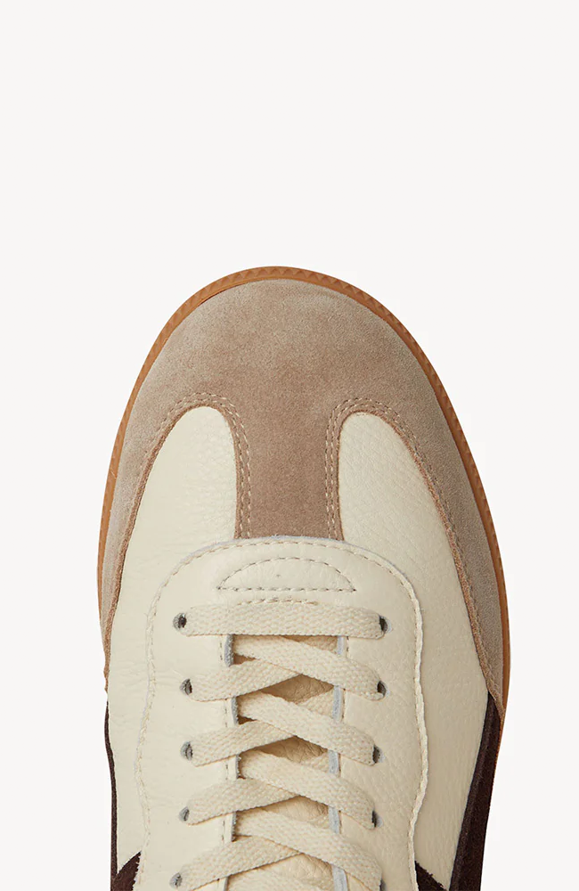 2001 Crossroads - Ivory Soft Leather/Coffee Suede