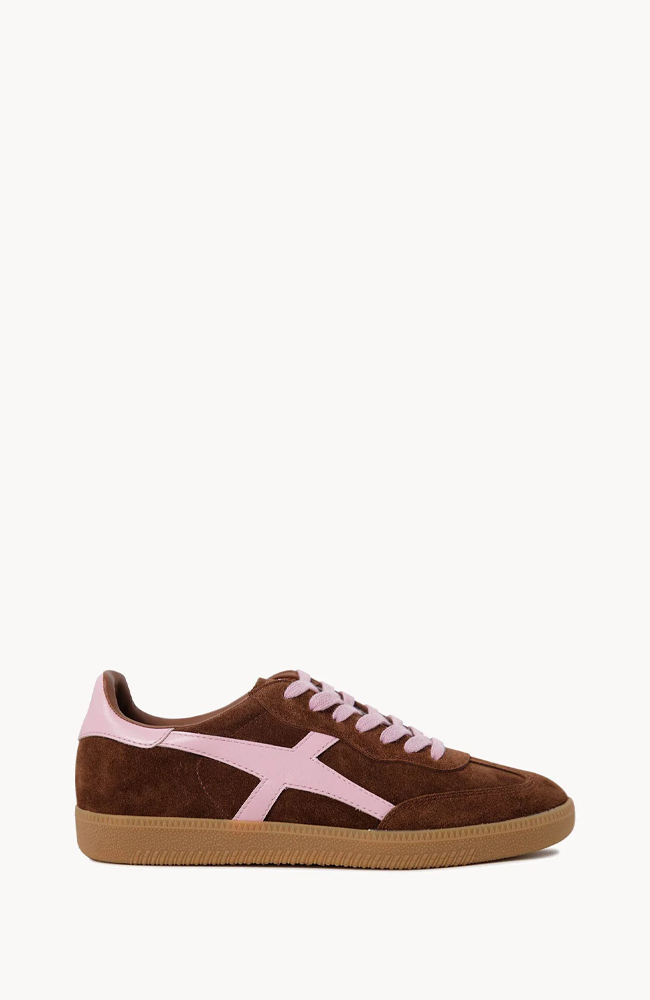 2001 Crossroads - Coffee Soft Suede/Candy Pink Leather
