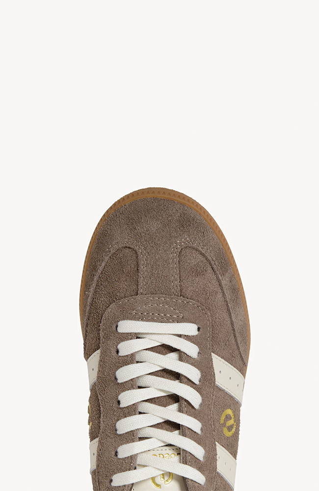 2001 Parallel - Walnut Suede/Ivory Leather