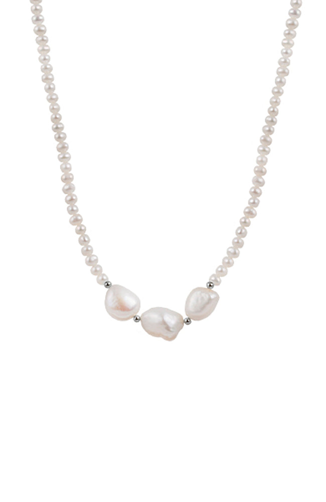 Aphroadite Pearl Necklace - Silver