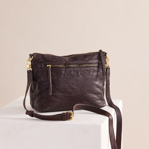 Tumbled Large Essential Pouch - Chocolate