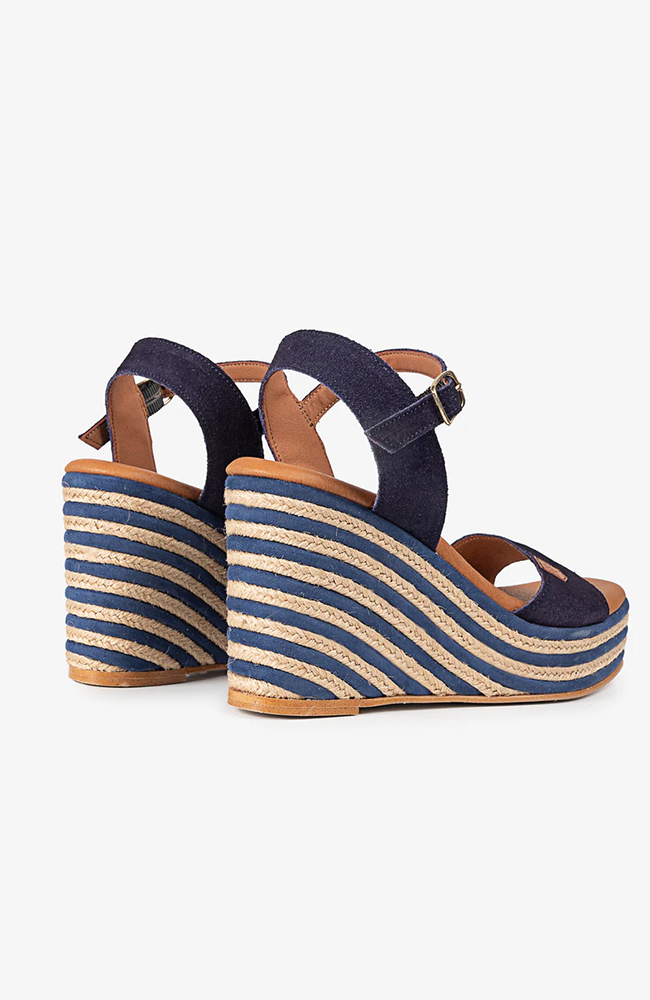 Coral Serraje - Marino Blue