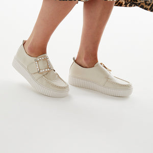 Disguise Trainer - Cream Leather