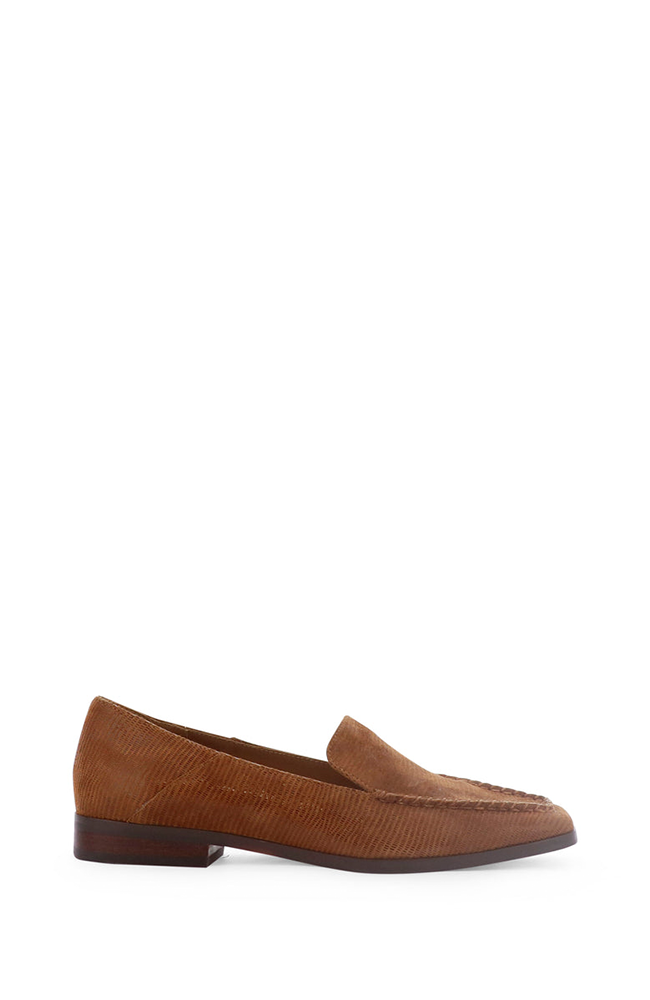 Daylan Loafer Brandy  Emboss Suede