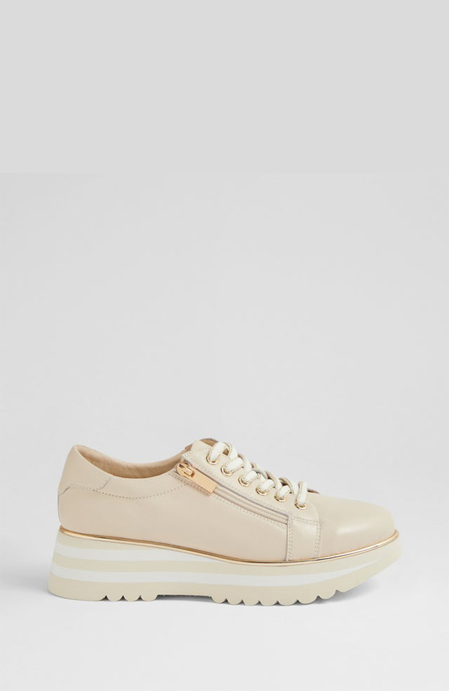 Eammes Milk Leather Lace Up Flats