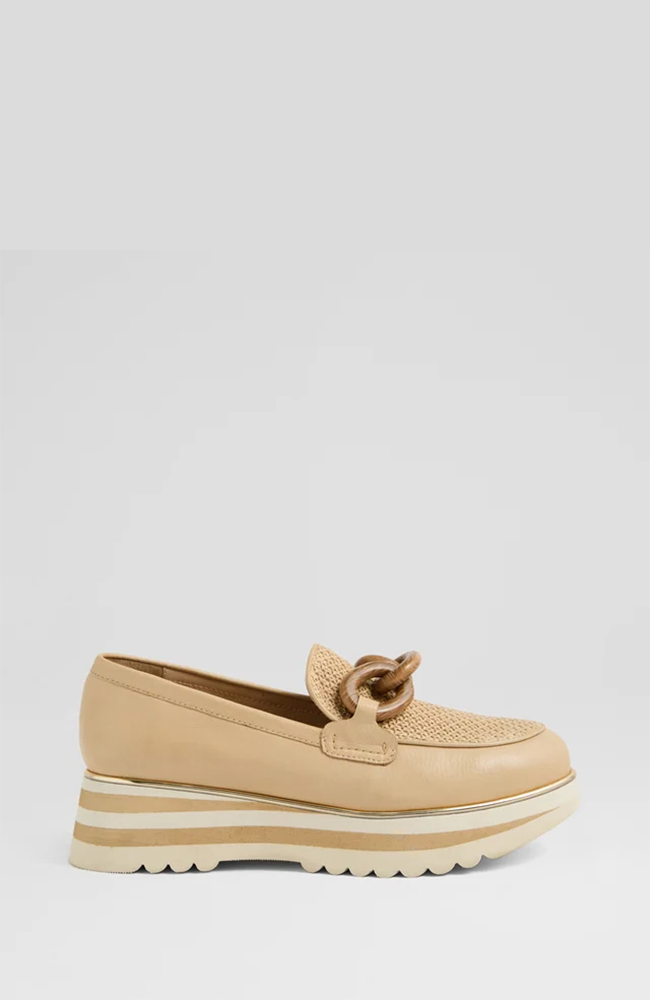 Eggey Raffia Loafers - Camel Natural