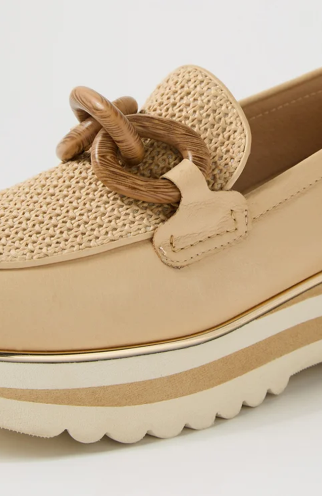Eggey Raffia Loafers - Camel Natural