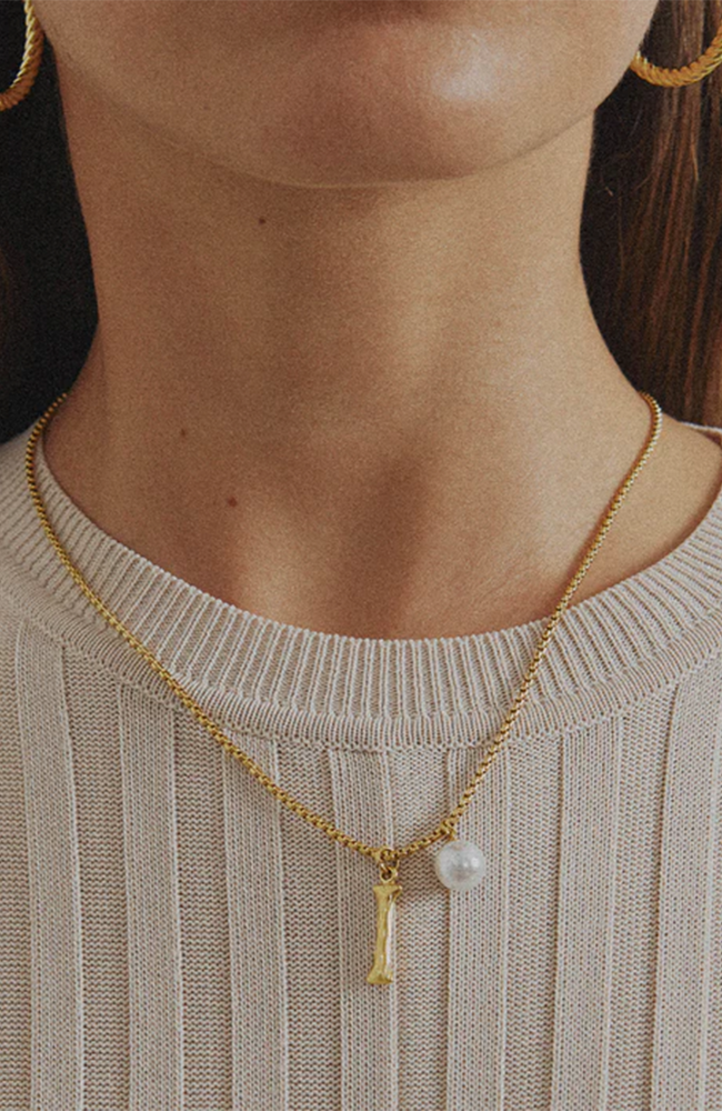 Pearl Letter I Necklace