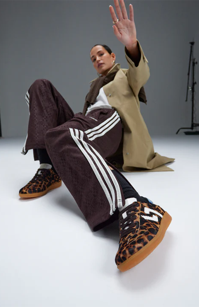 Pace Trainer - Dark Camel Leopard
