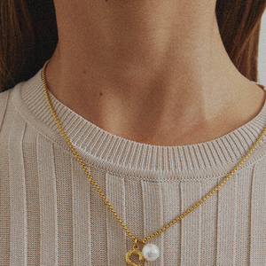 Pearl Letter S Necklace