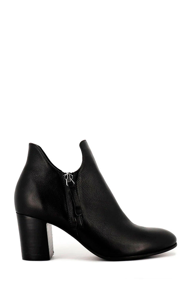 Uknow Ankle Boot - Black