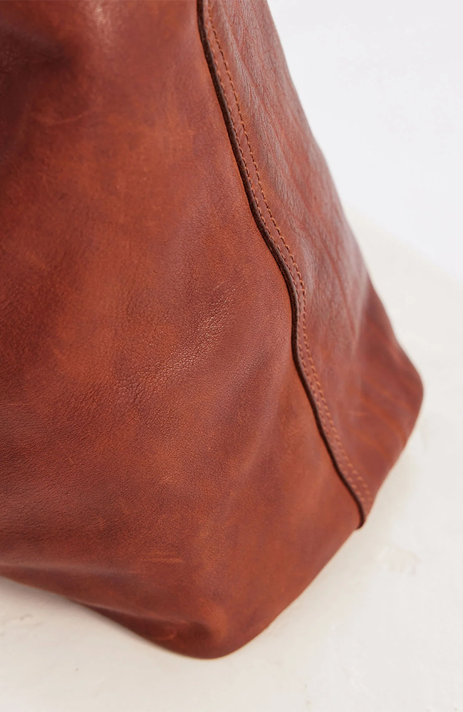 Unlined Slouchy Bag - Cognac