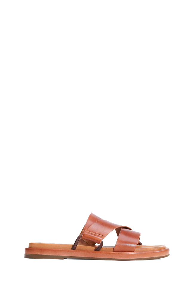 Zala Flat - Brandy