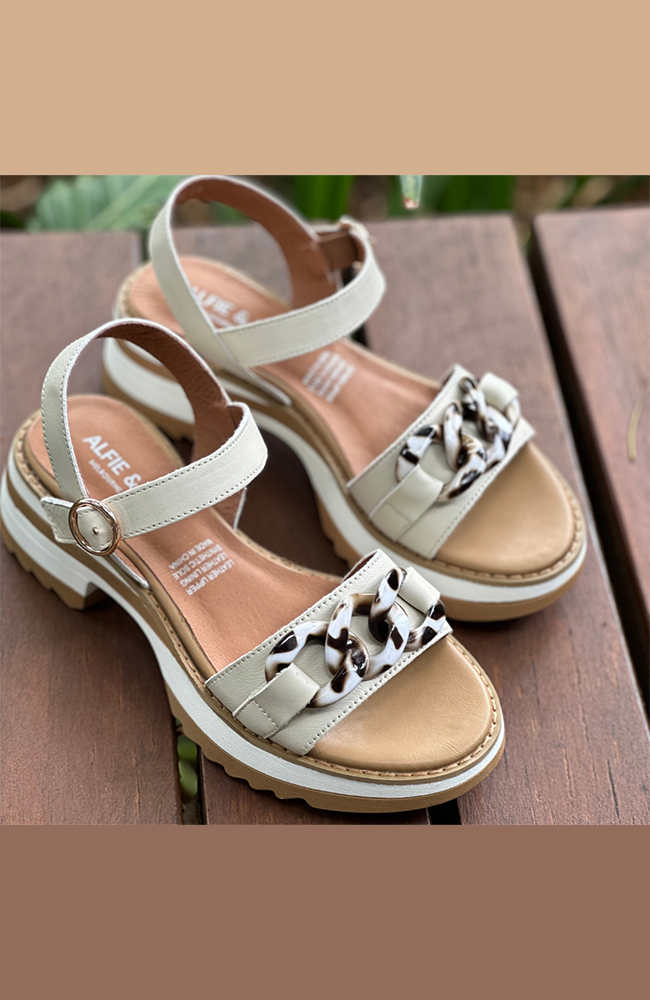 Leeroy Sandal - Cream