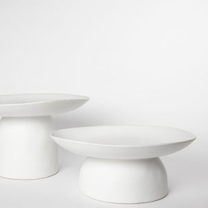 Marlowe Pedestal Platter Low White