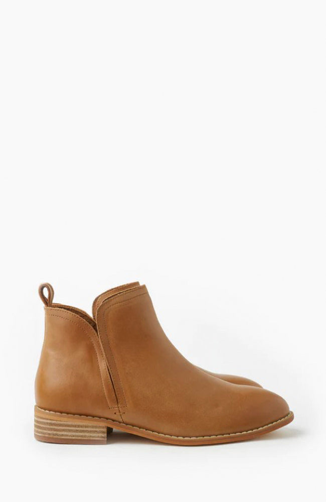 Douglas Boot Tan by Walnut Melbourne Core Lifestyle Store