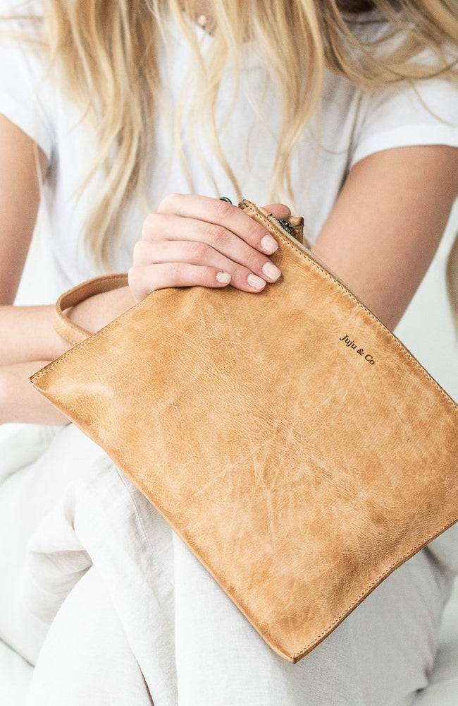 Large Flat Pouch Bag - Tan