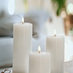 Wax Pillar Candle  - Nordic White - 6.8 x 22.2cm