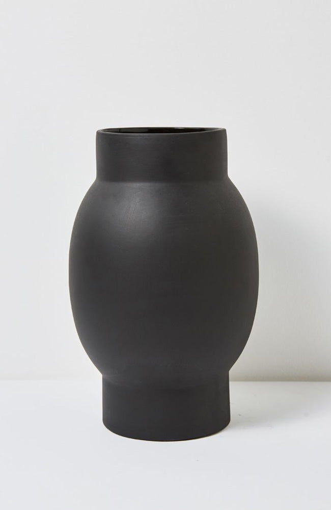 Arena Vase - Black - Large