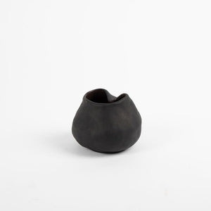Gaia Vase - Black - Small