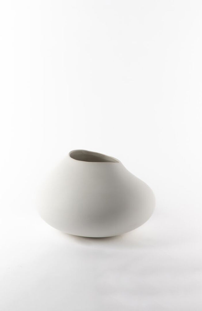 Lotus Vase White - Small